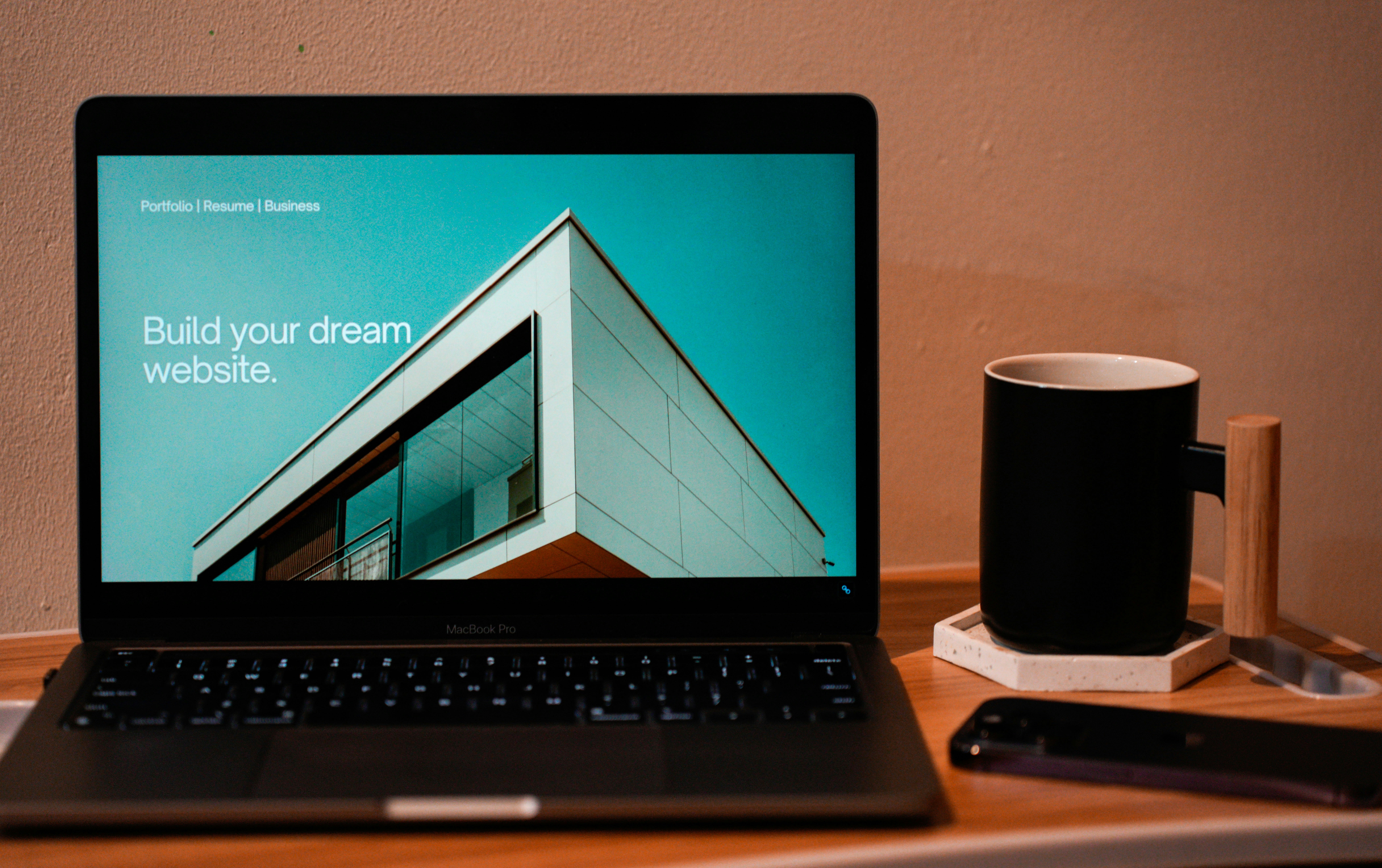 How to Turn Your Business Website Into a 24/7 Lead - Lindsey Web Solutions