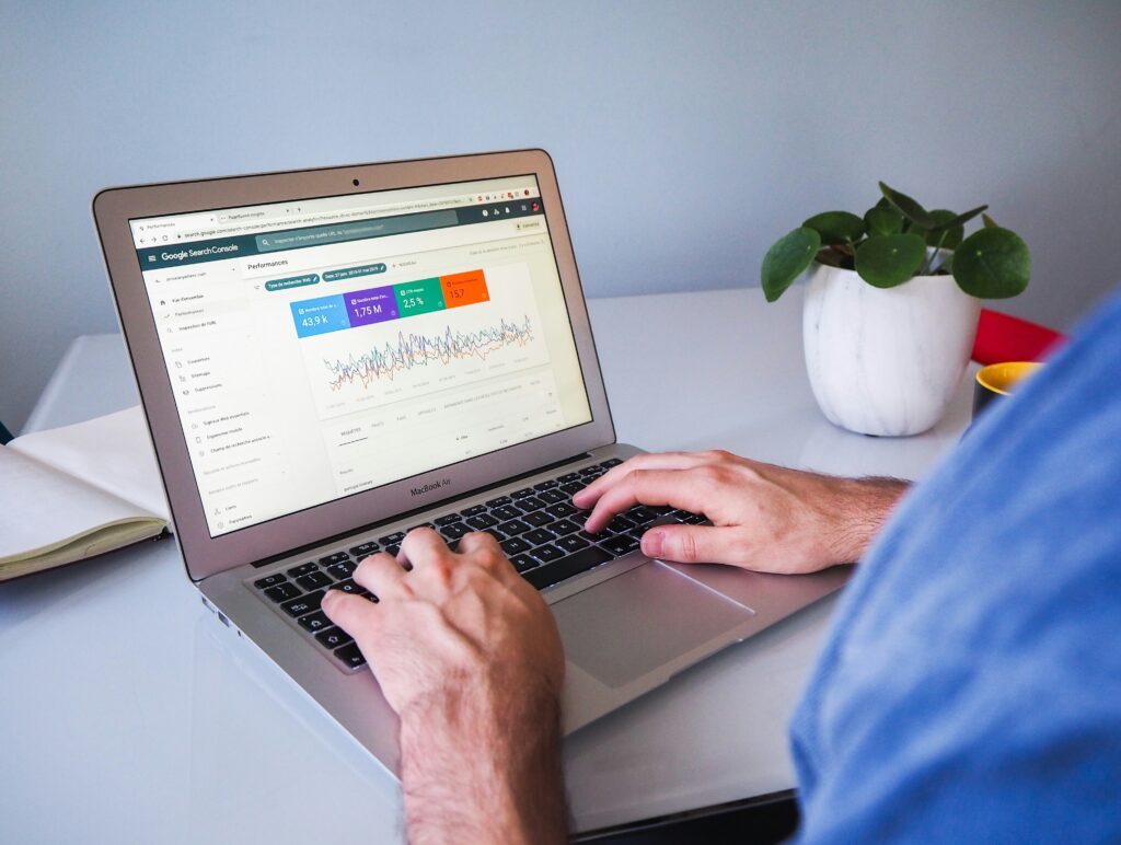Why Your Small Business Website Isn’t Conver - Lindsey Web Solutions